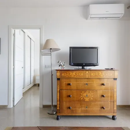 Apartament Miradores Malagueta *